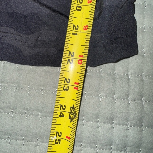 Kyodan Camo drawstring capri Jogger Pants. Size Large. EUC. Worn once - Picture 6 of 10